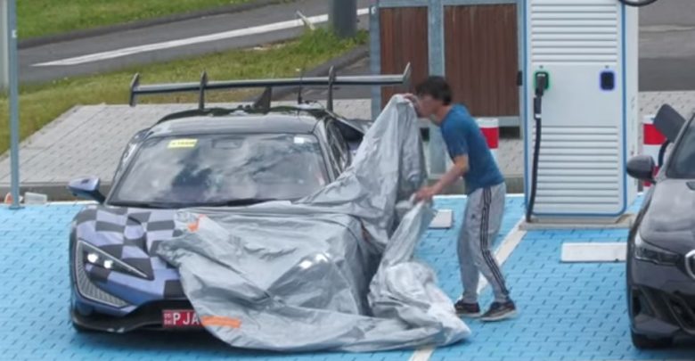 A Nordschleifén tesztelik a BYD szupersportkocsiját