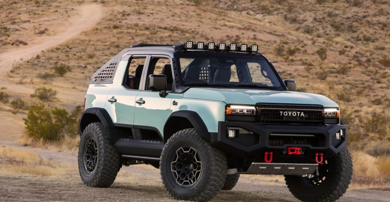 Nyitott tetős Land Cruisert mutatott be a Toyota