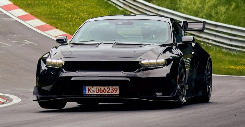 Eszeveszett gyors a Nordschleifén a Mustang GTD